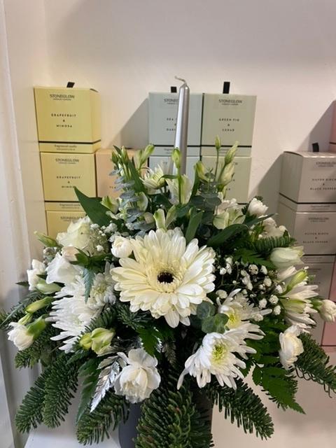 Classic round Table centre