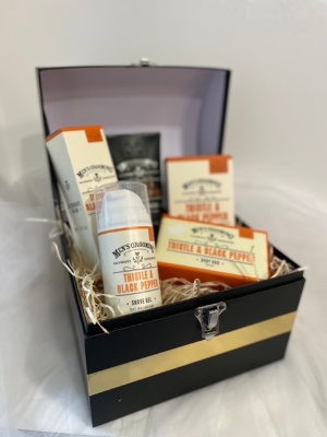 Gents gift chest Thistle and Black Pepper by the Scottish fine soaps company