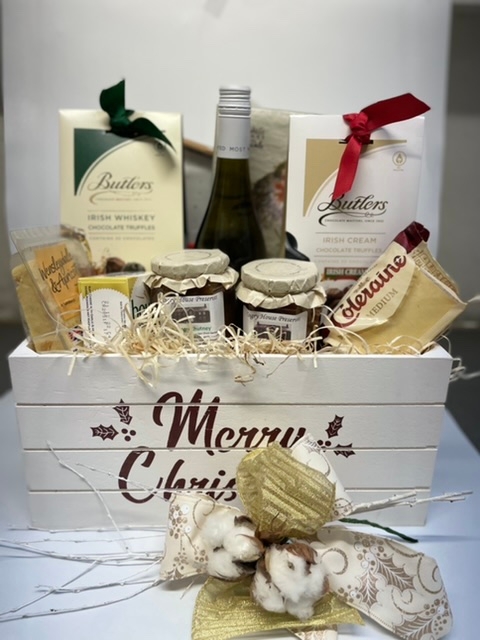 Luxury wine and cheese Hamper