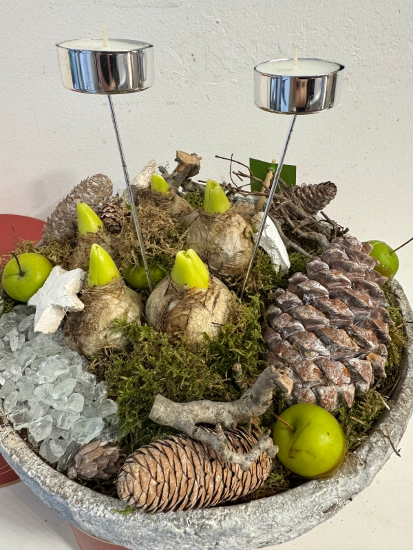 Stone Hyacinth planted table centre with candle holders