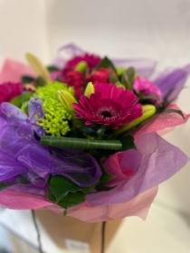 European grouped handtied cerise