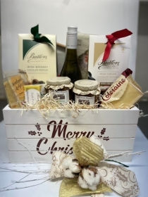 Luxury wine and cheese Hamper